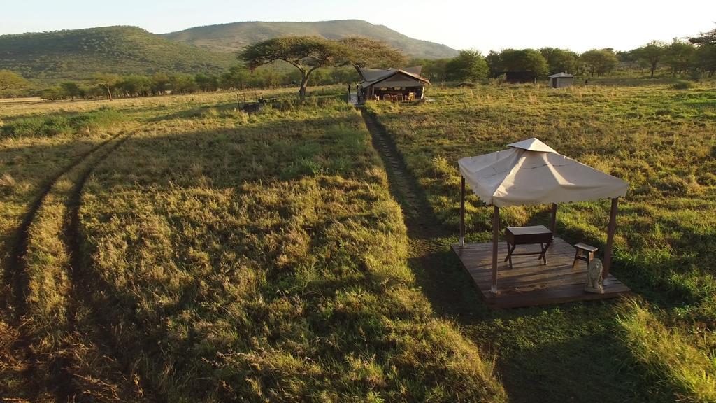 Asanja Moru Hotel Serengeti Exterior photo