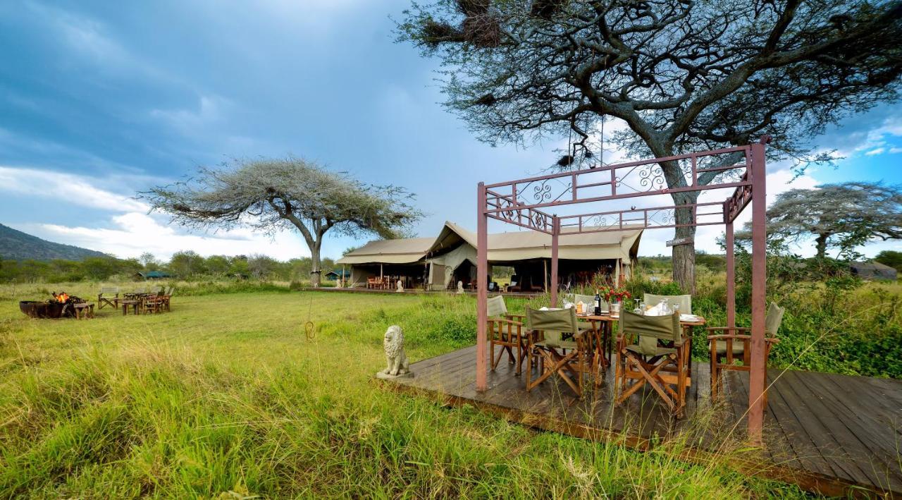 Asanja Moru Hotel Serengeti Exterior photo